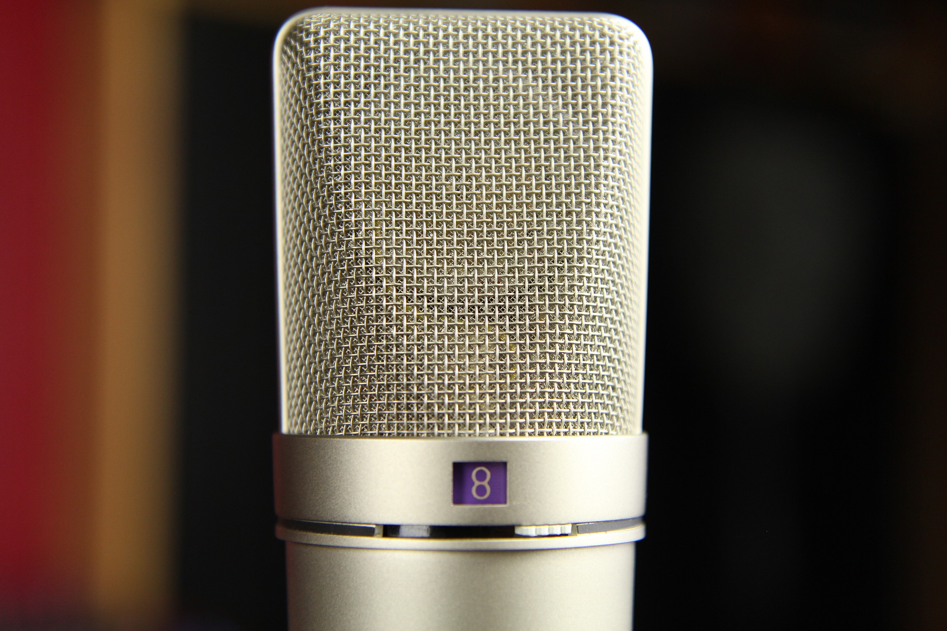 microphone-764865_1920